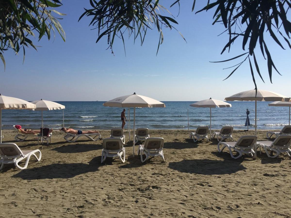 16 Sandy Beach Ларнака Экстерьер фото